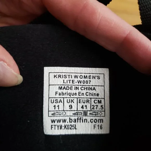 Women's Baffin Kristi Insulated Suede Snow Boots - Size 11 (41) - Picture 6 of 9